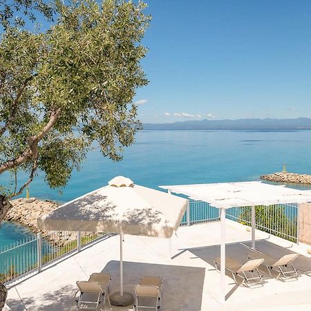 Pouletis Family Apartments - Akroyali Seaview Getaways Καλαμάτα Εξωτερικό φωτογραφία