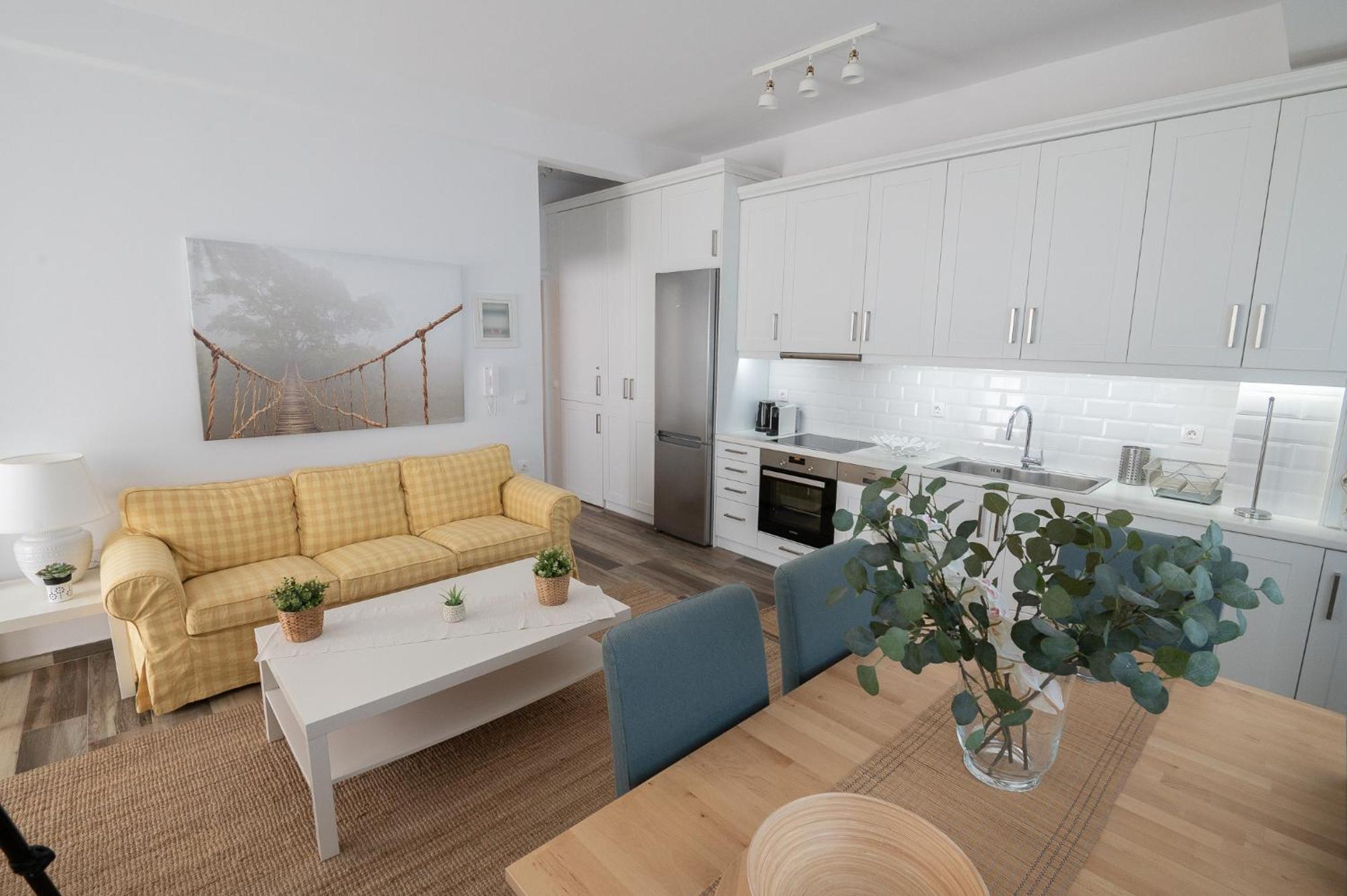 Pouletis Family Apartments - Akroyali Seaview Getaways Καλαμάτα Δωμάτιο φωτογραφία