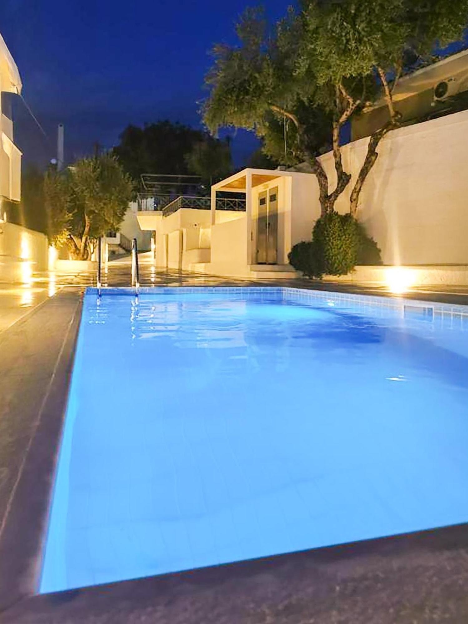Pouletis Family Apartments - Akroyali Seaview Getaways Καλαμάτα Εξωτερικό φωτογραφία